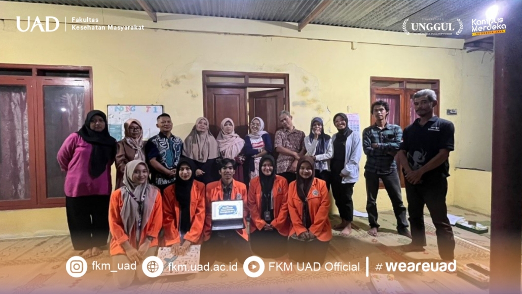 SOSIALISASI PENCEGAHAN HIPERTENSI DENGAN MEDIA POSTER OLEH TIM PBL FKM UAD DI DUSUN KARANGJAMBE, BANGUNTAPAN, BANTUL