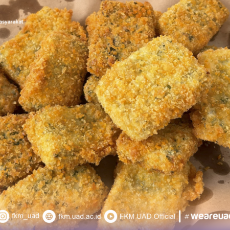 Olahan Nugget Daun Kelor Peserta Sekolah Perempuan dan Tim PPKO IMM FKM UAD