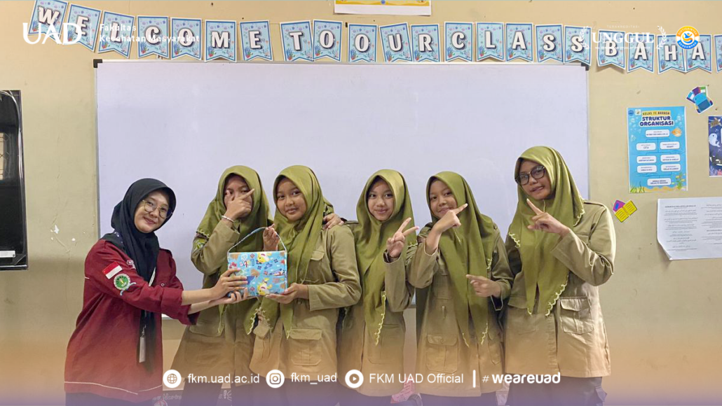 Remaja CERAH: Mahasiswa Gizi UAD dan Puskesmas Pakualaman Ajak Siswa SMP Muhammadiyah 4 Yogyakarta Cegah Anemia