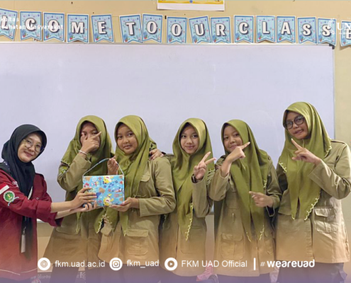 Remaja CERAH: Mahasiswa Gizi UAD dan Puskesmas Pakualaman Ajak Siswa SMP Muhammadiyah 4 Yogyakarta Cegah Anemia