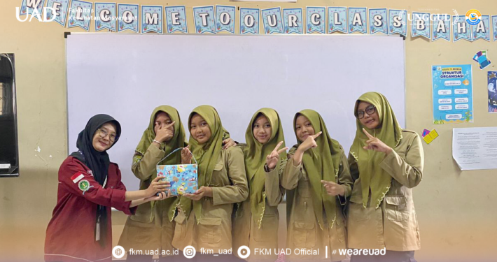Remaja CERAH: Mahasiswa Gizi UAD dan Puskesmas Pakualaman Ajak Siswa SMP Muhammadiyah 4 Yogyakarta Cegah Anemia