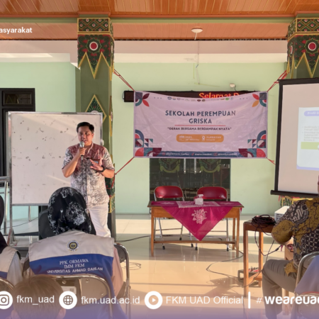 Tingkatkan Kemandirian Ekonomi, TIM PPK Ormawa IMM FKM UAD dan Bank BPD DIY Syariah Edukasi Literasi Keuangan di Purbayan
