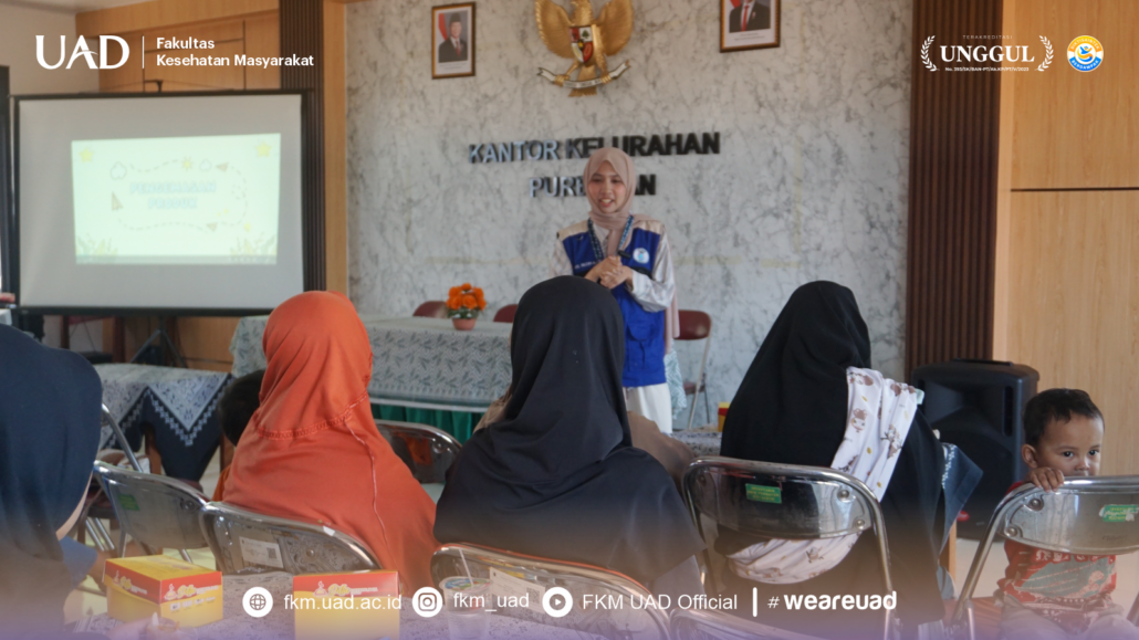 Tim PPK Ormawa IMM FKM UAD Ajarkan Strategi Pengemasan Produk di Sekolah Perempuan Purbayan