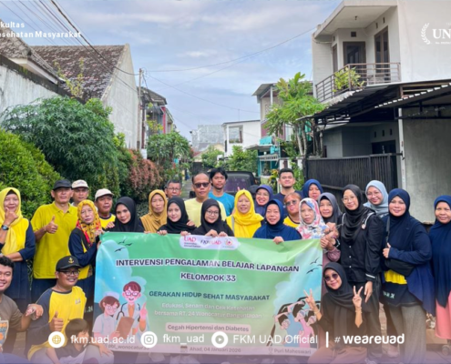 INTERVENSI KESEHATAN MELALUI GERAKAN HIDUP SEHAT DI RT 24 WONOCATUR BERSAMA KELOMPOK 33 PBL UAD